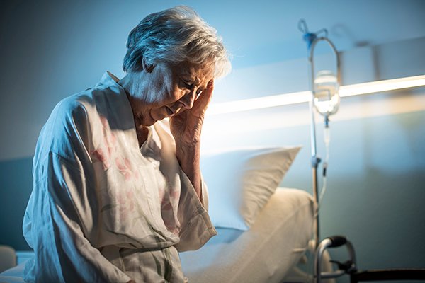 A study by researchers with UTHealth links delirium to hospitalized older adults with acute heart failure mortality (Photo by Getty Images)