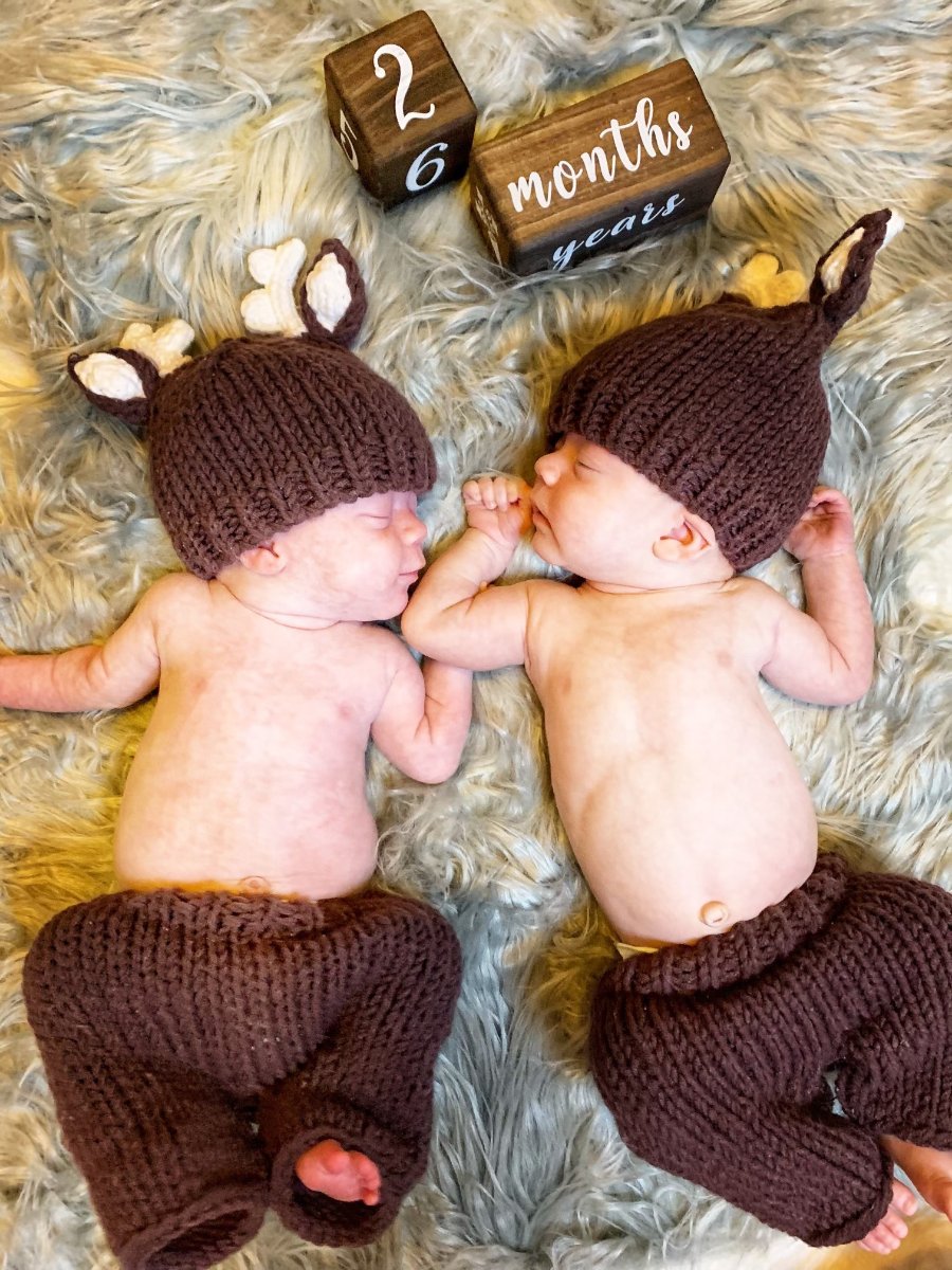 Photo of Steven and Hudson were born on Christmas Eve last year after being diagnosed with TAPS. Thanks to quick discovery and treatment, they are now thriving 2-month-olds. (Photo credit: Amberlyn Smith)
