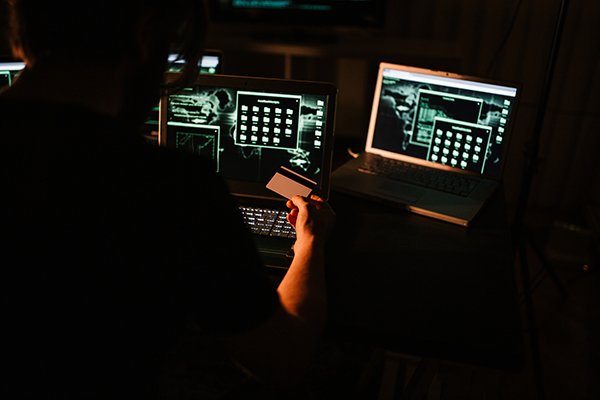 Using a programming language, researchers’ with UTHealth site-crawled anonymous marketplaces and forums on the dark web an uncovered a string of opioid trade sites. (Photo by Getty Images)