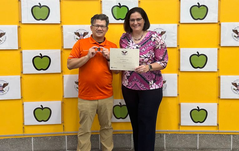 Kim Kham and Melissa McDonald at the recognition ceremony at the Houston Food Bank on May 30, 2023. (Photo provided by UT Physicians Marketing and Communications team)