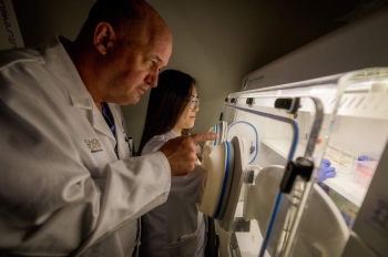 Holger Eltzschig, MD, and Wei Ruan, PhD, are studying interventional strategies that are targeting circadian rhythm to protect patients during a heart attack or while undergoing open-heart surgery. (Photo by Nathan Jeter/UTHealth Houston)