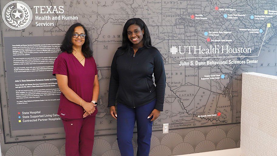 Idalia Viard, BSN, RN, right, was in the first group of nursing students to perform clinical rotation at the nation's largest academic psychiatric hospital campus. (Photo by UTHealth Houston)