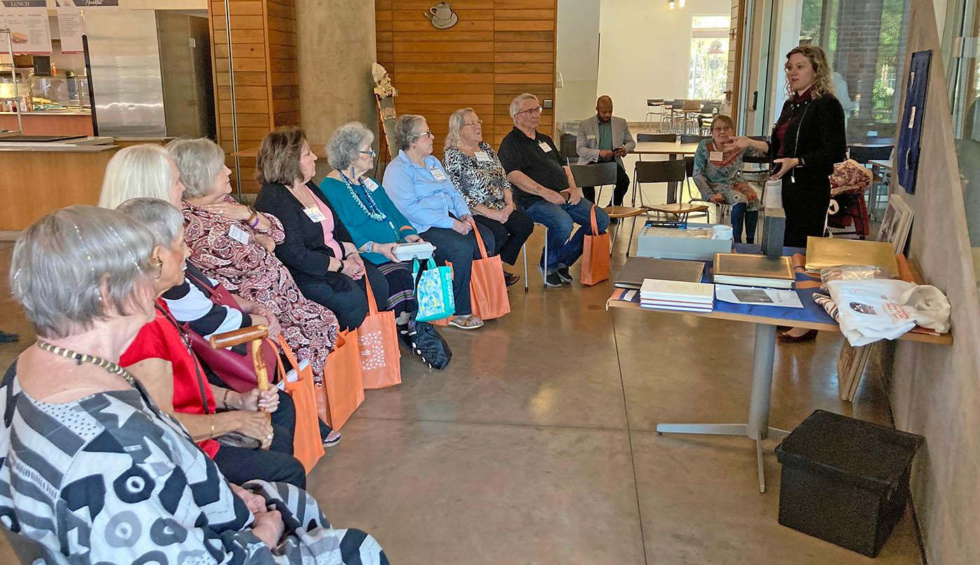 Alumni seated as dean discussed time capsule