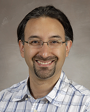  Rodrigo Morales