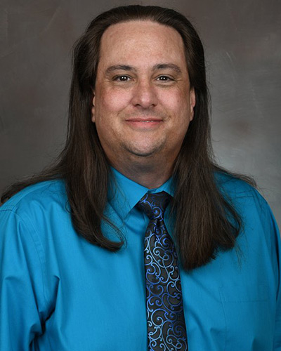 Headshot of Loren Turner