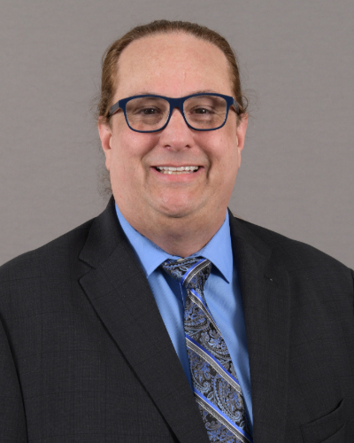 Headshot of Loren Turner