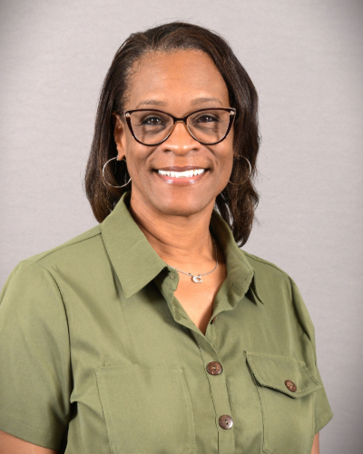 Headshot of Dimetra Wise